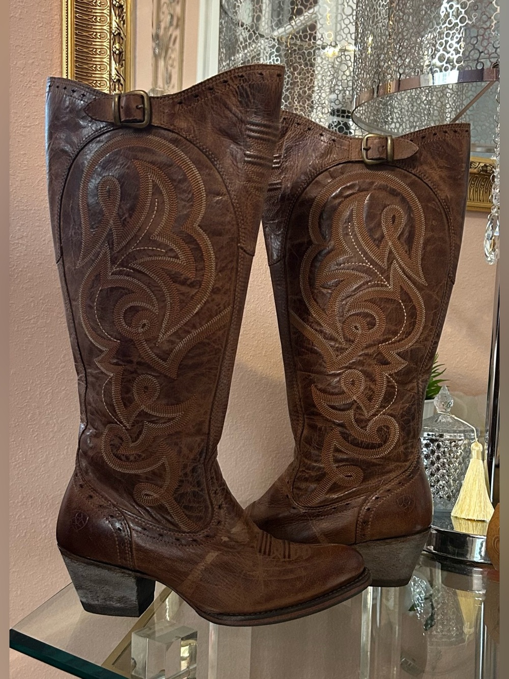 Ariat Distressed Brown Embroidered Leather Western Heeled Zipper Boots Size 7 - Picture 4 of 16